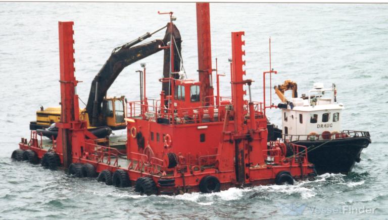 ship photo