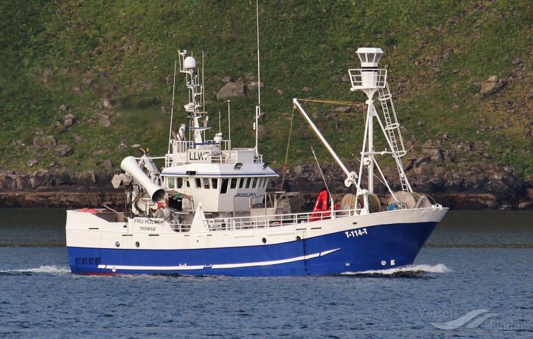 ship photo
