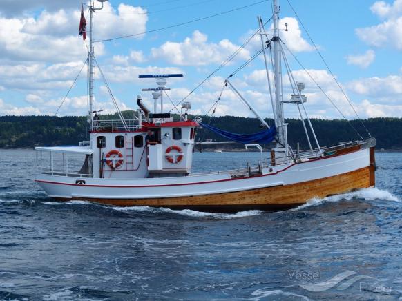 ship photo