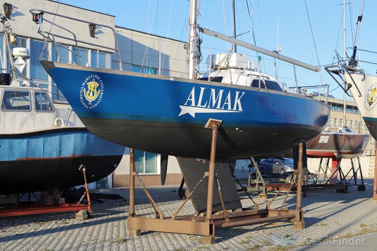 ship photo
