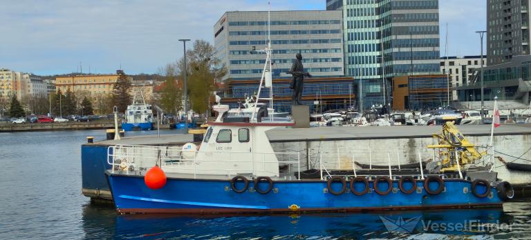 ship photo