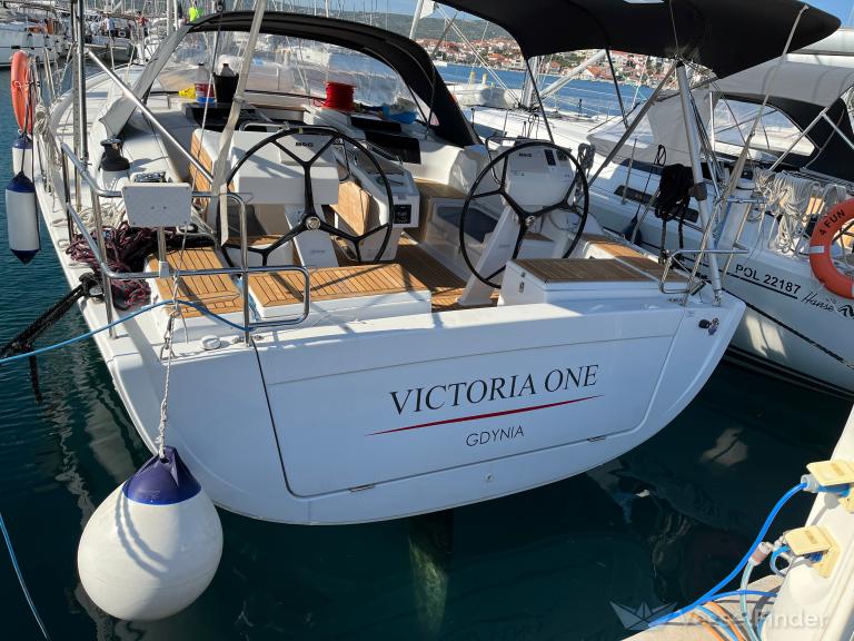 VICTORIA ONE photo