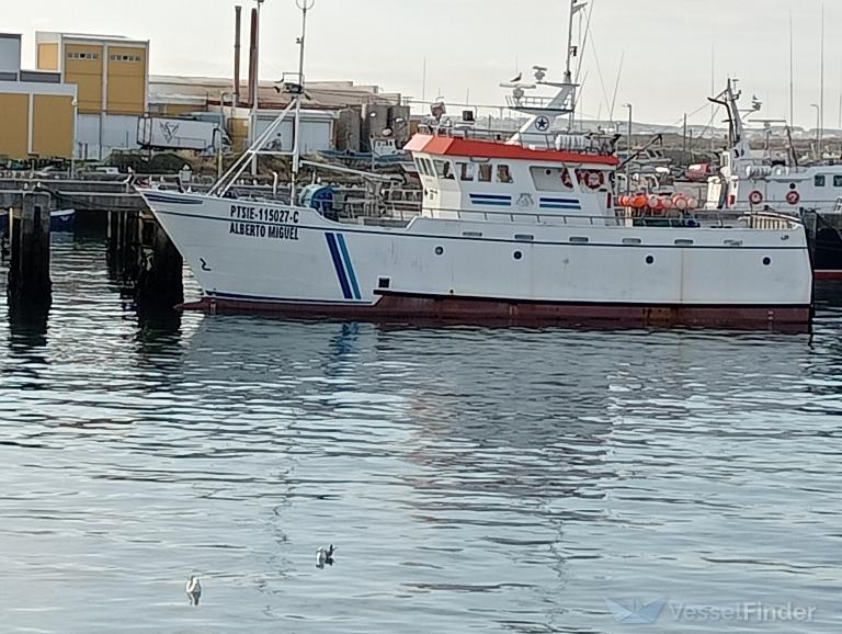 ALBERTO MIGUEL photo