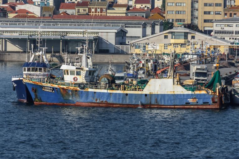 PENINSULA, Fishing Vessel - Details and current position - IMO 7422946 ...
