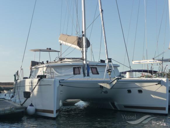 WATER AND WIND photo