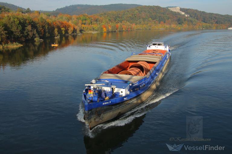 ship photo