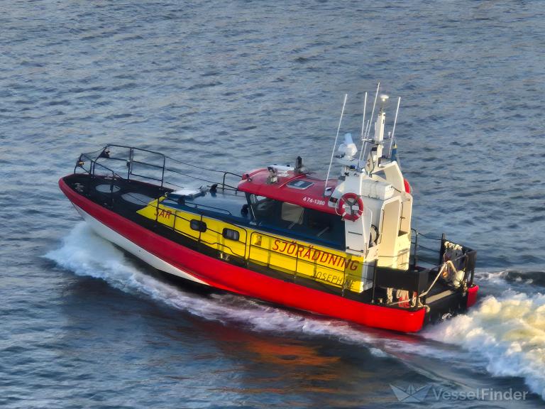 ship photo