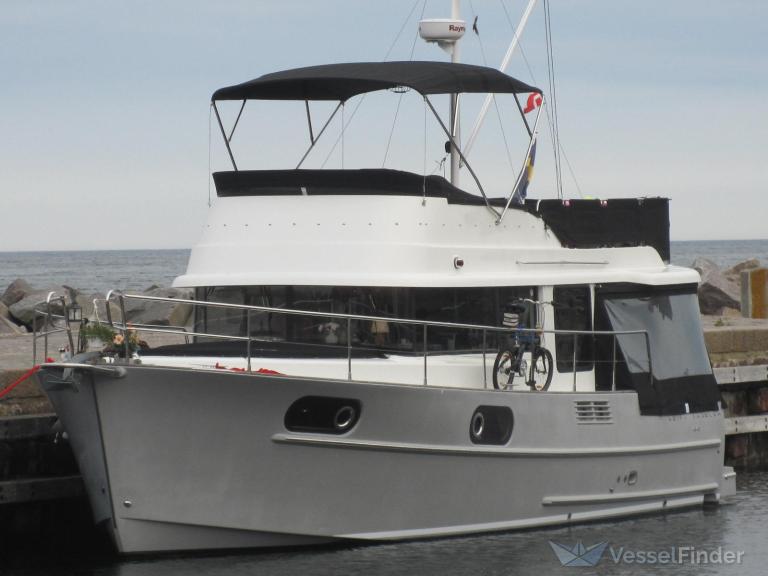 ship photo