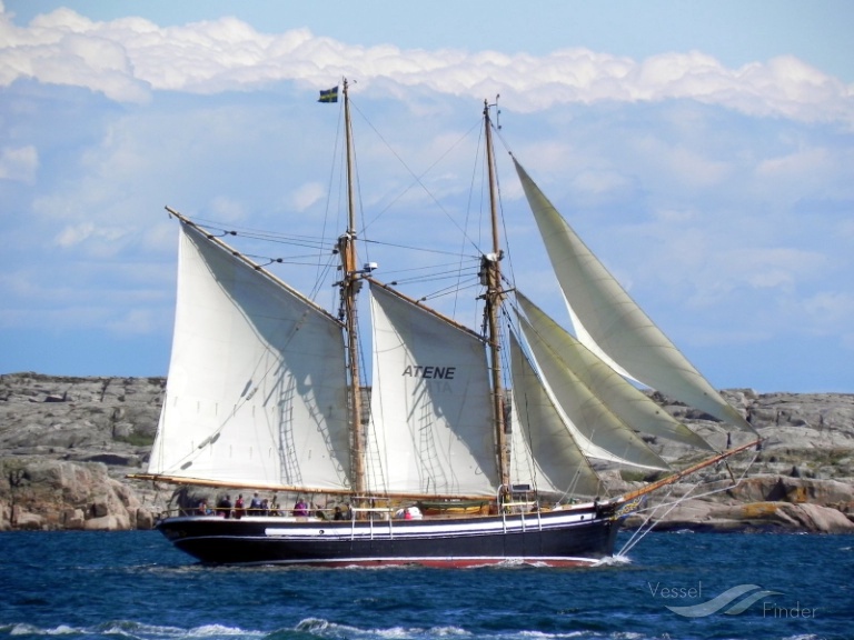 ship photo