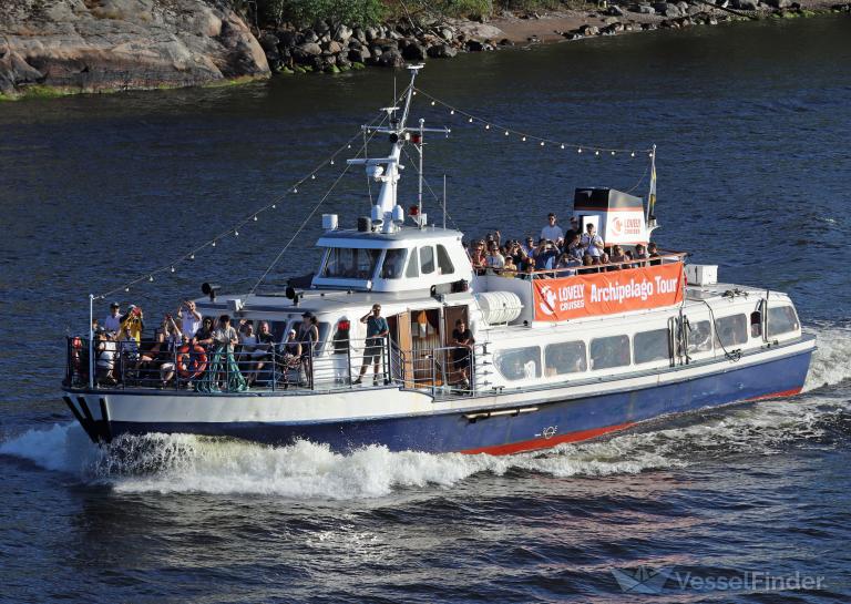 DROTTNING SILVIA photo