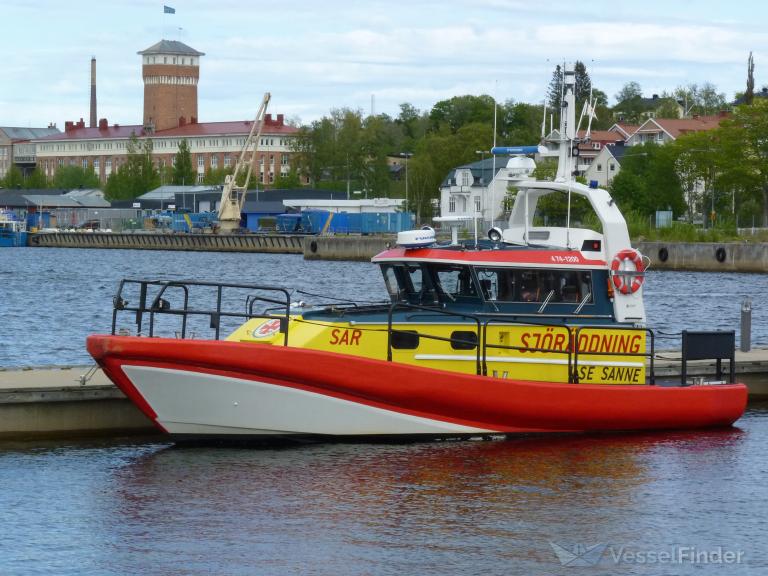 ship photo