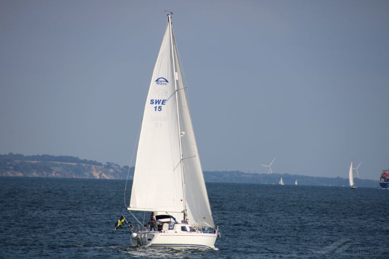 BAHARI photo