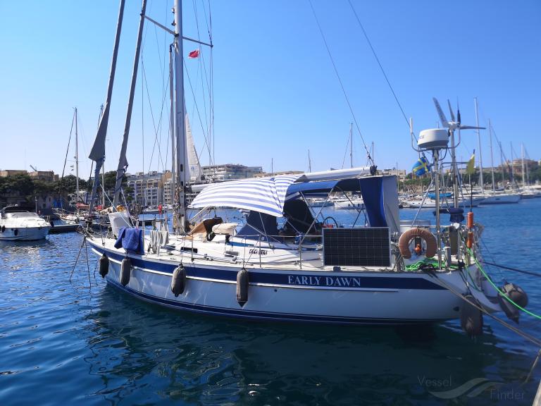 early-dawn-sailing-vessel-details-and-current-position-mmsi