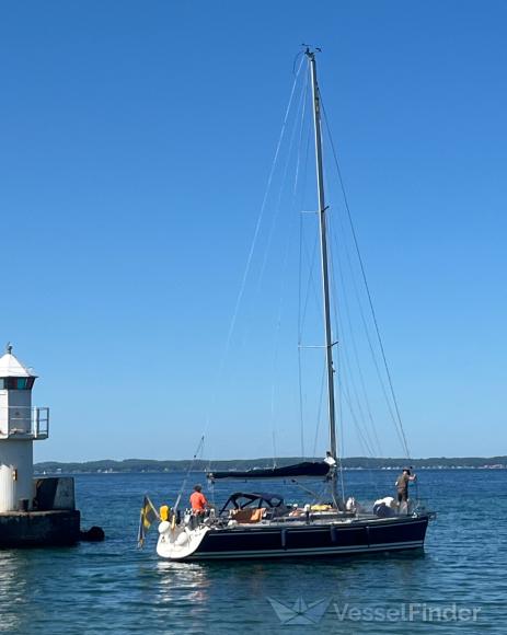 ship photo