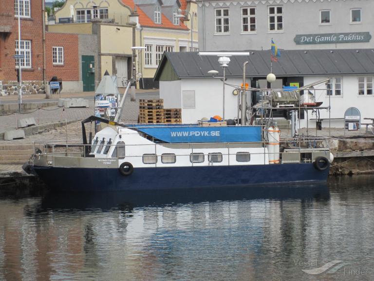 BALTIC EXPLORER, Diving ops - Details and current position - MMSI ...