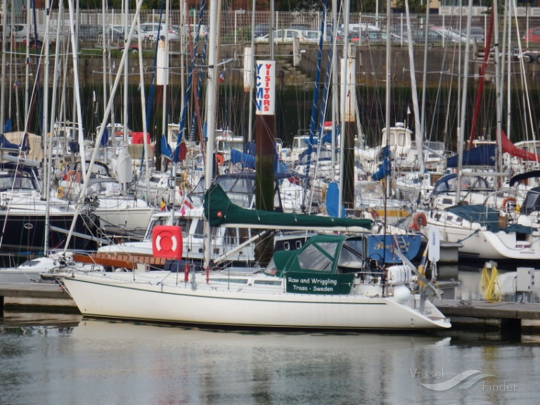 RAW AND WRIGGLING photo