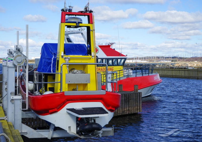 ship photo