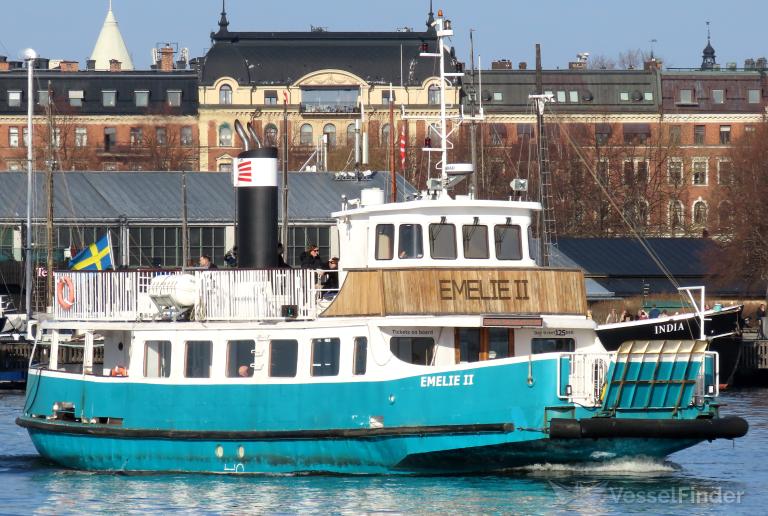 ship photo