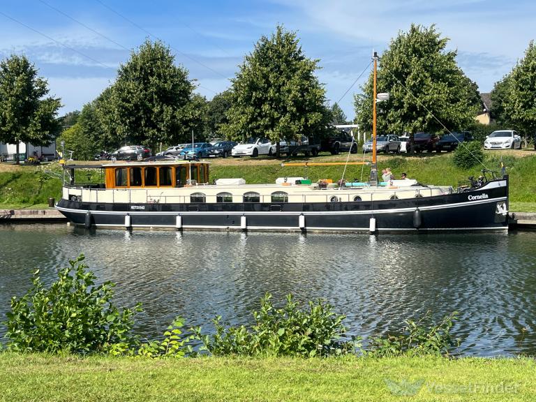 ship photo