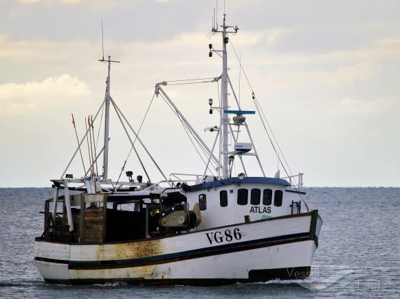 ship photo