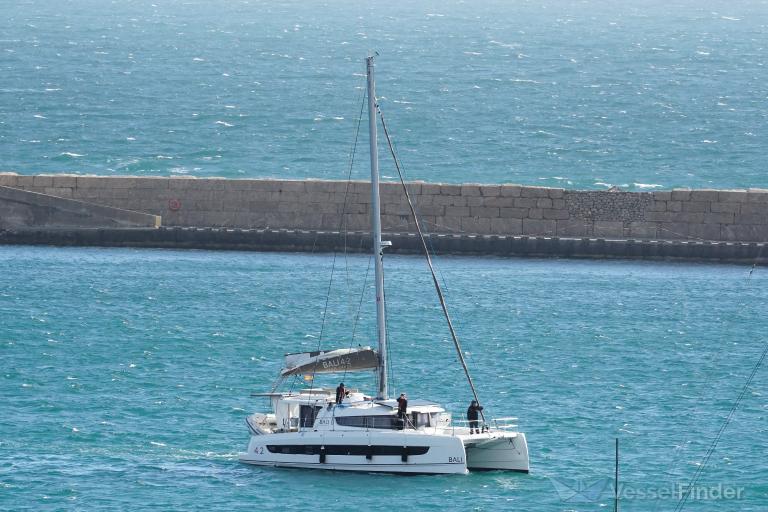 ship photo