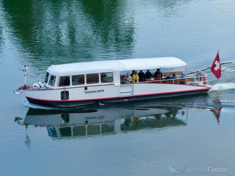 ship photo
