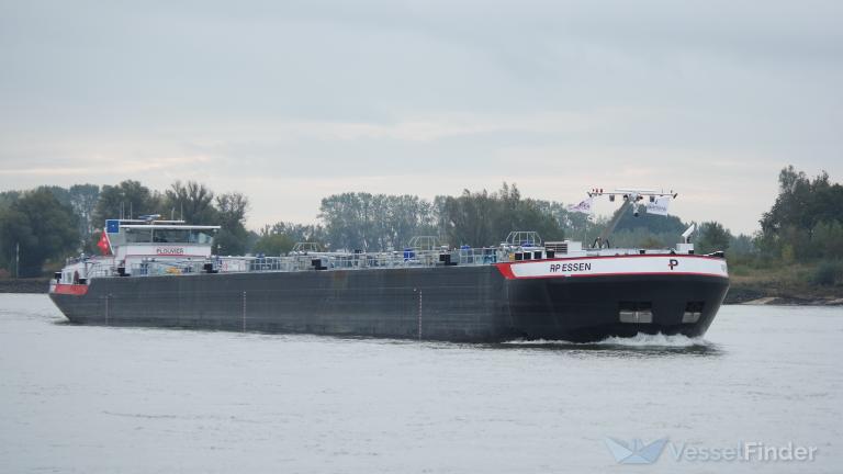 ship photo