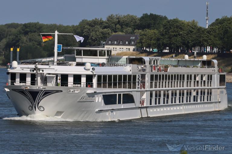 S.S. ANTOINETTE photo