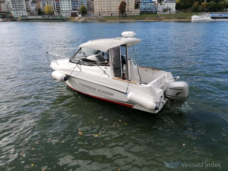 POWERBOAT ACADEMY photo
