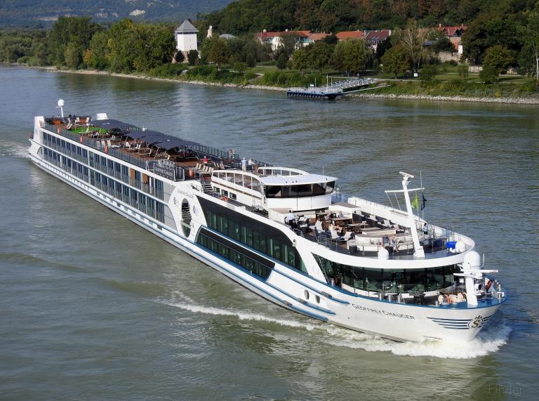 GEOFFREY CHAUCER photo