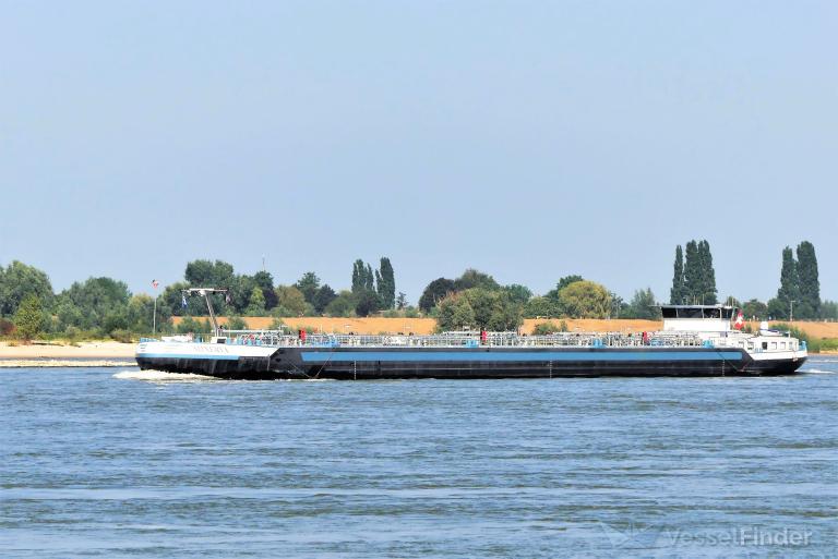 ship photo