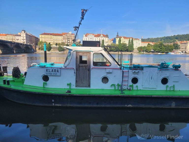 ship photo