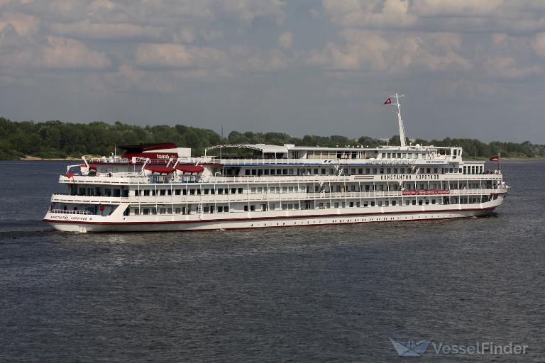 KONSTANTIN KOROTKOV photo