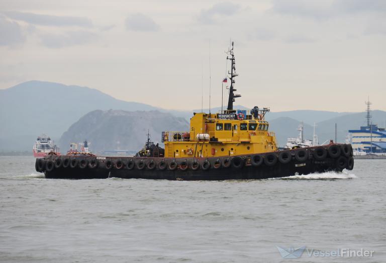 ship photo