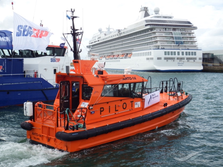 AHTO-14, Pilot - Details and current position - MMSI 276005280 ...