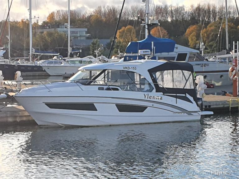 YLENNA, Pleasure Craft - Scheepsdetails En Huidige Positie - MMSI ...