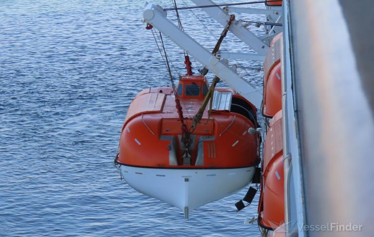 ARCADIA TENDER 13 photo