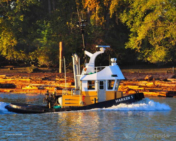 ship photo