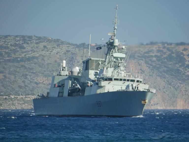 CDN WARSHIP 337 photo