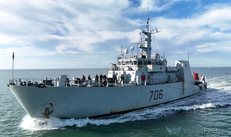 CDN WARSHIP 706 photo