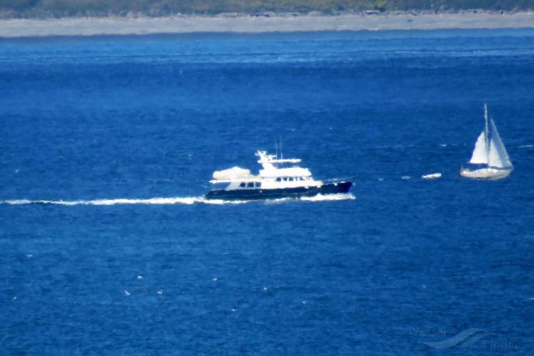 Free AIS Ship Tracking of Marine Traffic - VesselFinder