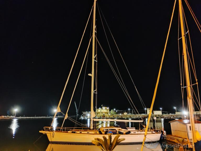 ARCADIA III photo