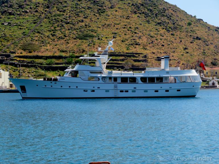LADY ANDREA photo