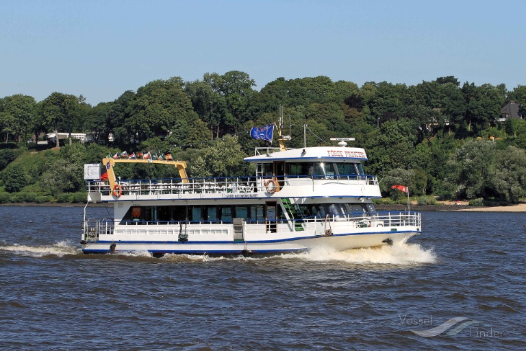 TENDER PURE ROMANCE photo