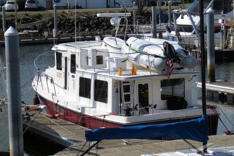 ship photo