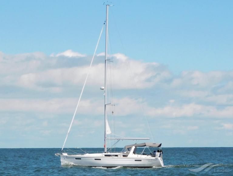 QUEEN OF HEARTS photo