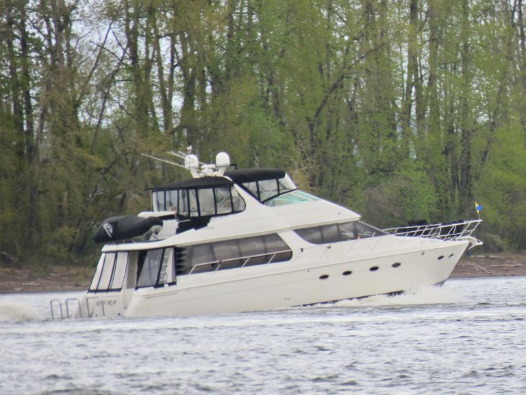 MOTOR BOAT photo