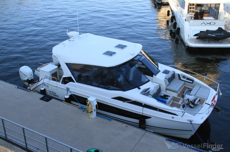 LET TIME GO LIGHTLY photo