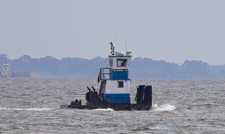 ship photo