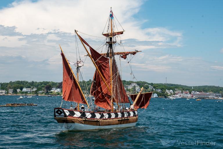 ship photo
